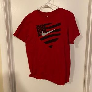 Men’s Nike T-shirt red American size M